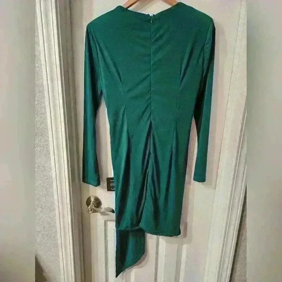 NWT Lulus Marlay Emerald Green Ruched Long Sleeve Bodycon Dress - Picture 6 of 7